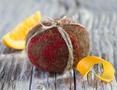 Llama Loofah - Pomegranate Orange