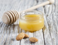 Shepherdess Salve - Honey Almond Scent